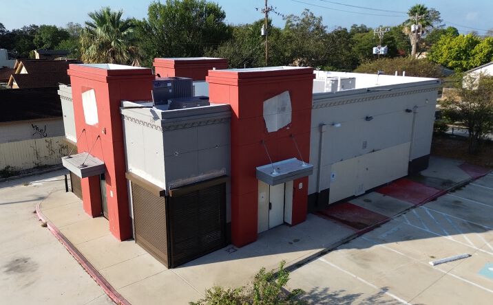 Pictures of Retail property located at 2319 Fredericksburg Rd, San Antonio, TX 78201 for sales - image #1