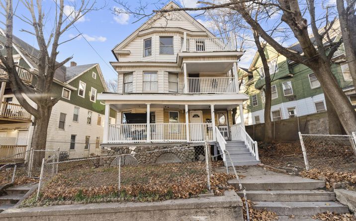 Pictures of Multifamily property located at 77 Wall St, Waterbury, CT 06705 for sales - image #1