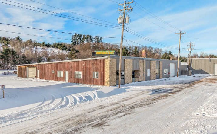 Pictures of Industrial property located at 106 E Smith St, Iron Mountain, MI 49801 for sales - image #1