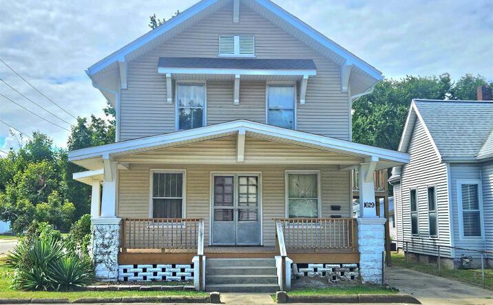 Pictures of Multifamily property located at 1629 Ewing Ave, Evansville, IN 47712 for sales - image #1