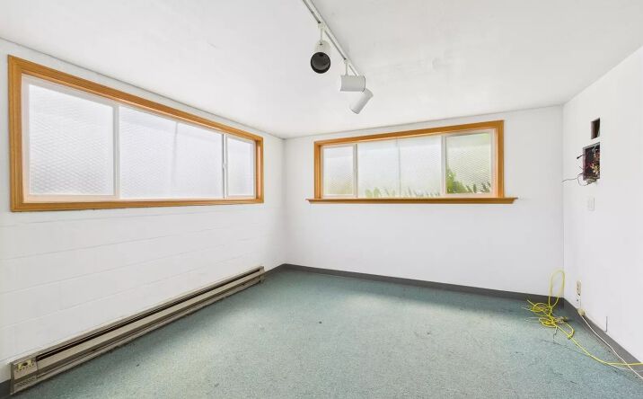 Pictures of Industrial property located at 20411 Old Hwy 99 SW, Centralia, WA 98531 for sales - image #1