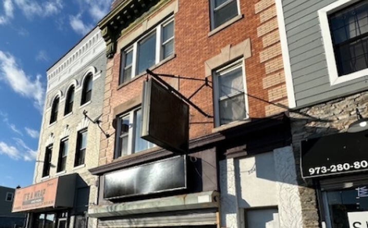 Pictures of Mixed Use, Multifamily, Retail property located at 504 Springfield Ave, Newark, NJ 07103 for sales - image #1