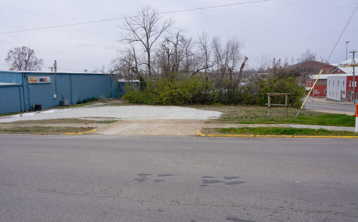Pictures of Land property located at N Olive St, Rolla, MO 65401 for sales - image #1