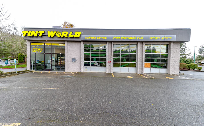 Pictures of Retail property located at 6747 WA-303, Bremerton, WA 98311 for sales - image #1