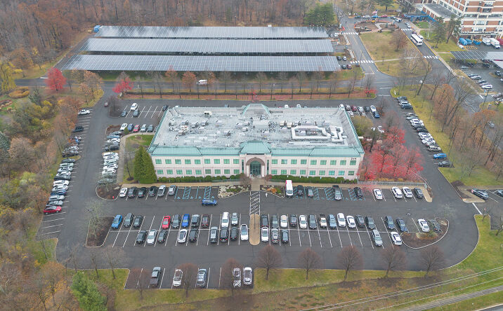 Pictures of Office property located at 246 Hamburg Tpke, Wayne, NJ 07470 for sales - image #1