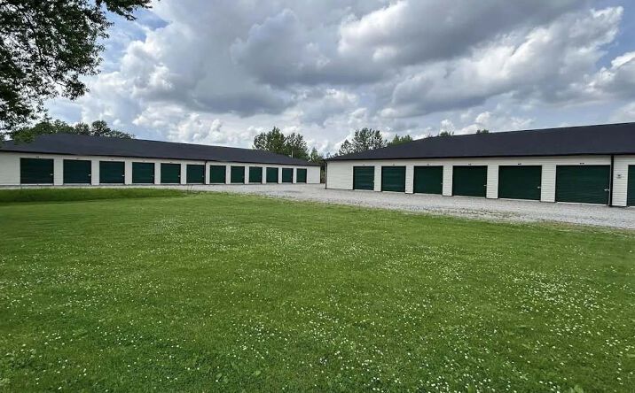 Pictures of Self Storage property located at 1907 N Ewing St, Seymour, IN 47274 for sales - image #1