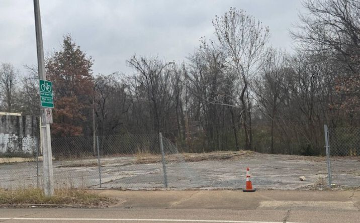 Pictures of Land, Mixed Use property located at 583 E E.H.Crump Blvd, Memphis, TN 38126 for sales - image #1