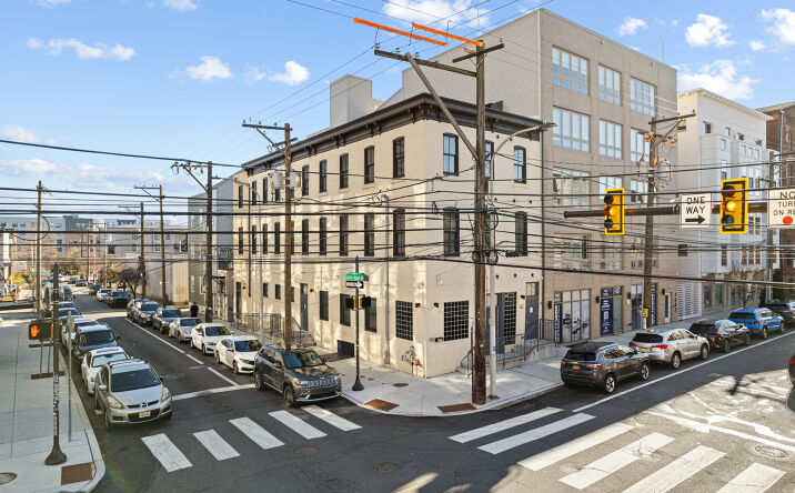 Pictures of Retail property located at 1647 N 2nd St, Philadelphia, PA 19122 for sales - image #1