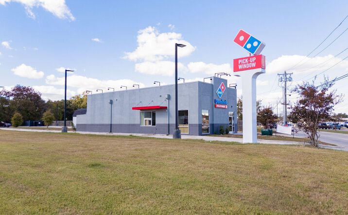 Pictures of Retail property located at 2203 N Parkerson Ave, Crowley, LA 70526 for sales - image #1