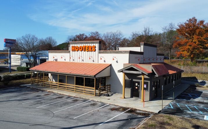 Pictures of Retail property located at 1278 Oak Grove Rd, Birmingham, AL 35209 for sales - image #1