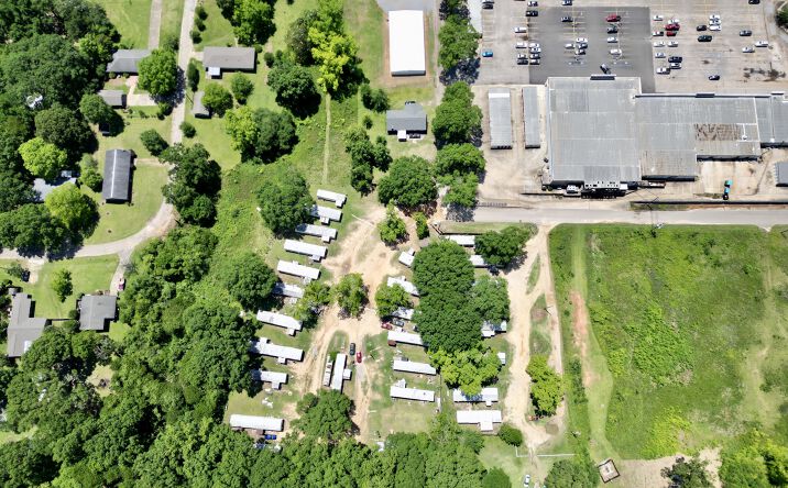 Pictures of Mobile Home Park property located at 1203 S McGehee St, Poplarville, MS 39470 for sales - image #1