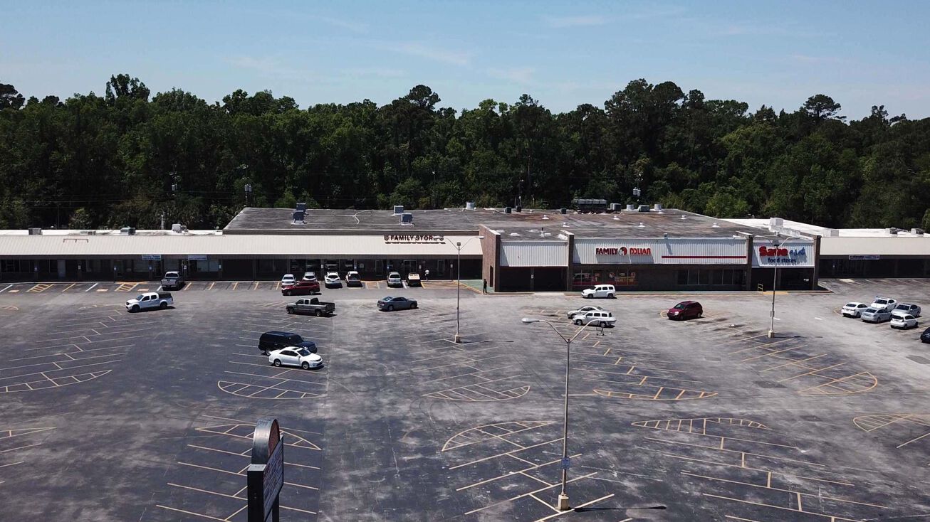 10690 Lem Turner Road, Jacksonville, FL 32218