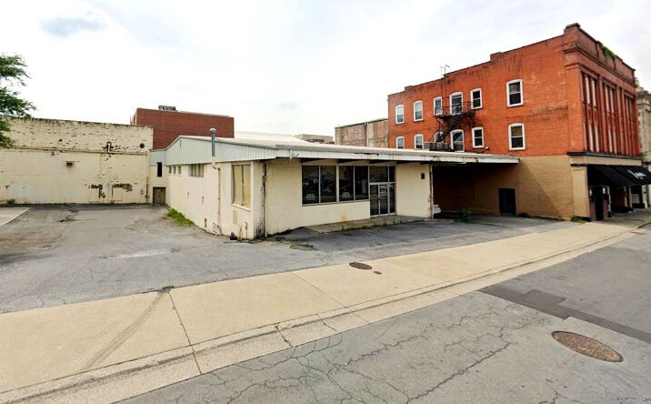 Pictures of Retail, Industrial, Mixed Use property located at 16 5th St, Bristol, TN 37620 for sales - image #1