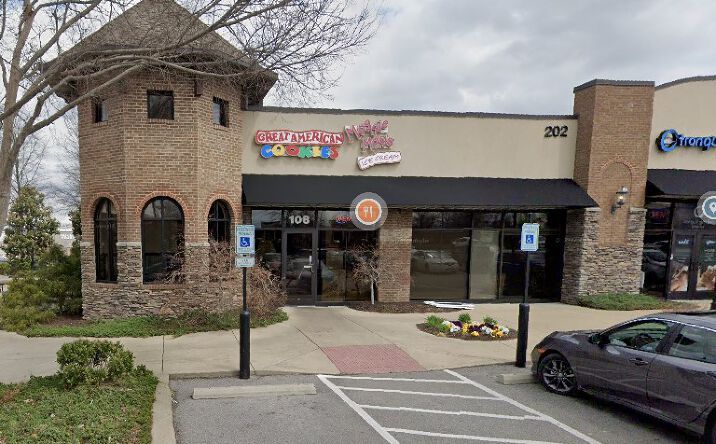 Pictures of Retail property located at 200 N Anderson Ln, Hendersonville, TN 37075 for sales - image #1