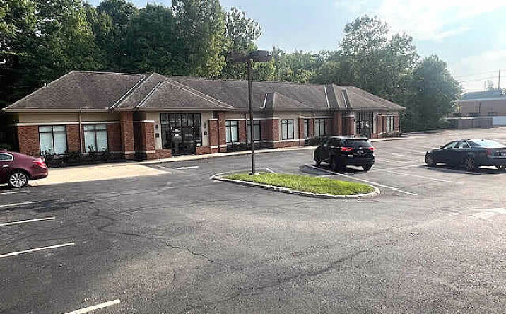 Pictures of Office property located at 55 Dillmont Dr, Columbus, OH 43235 for sales - image #1