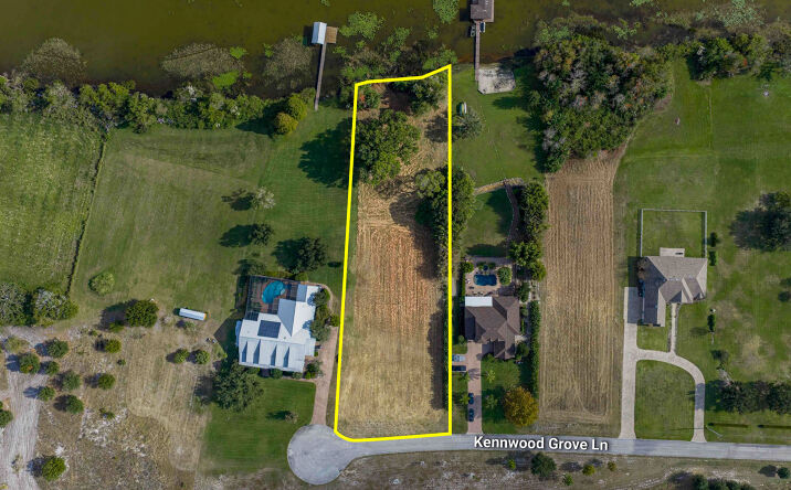 Pictures of Land property located at 2080 Kennwood Grove Ln, Auburndale, FL 33823 for sales - image #1
