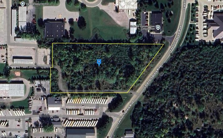 Pictures of Land property located at 3300 Fashion Square Boulevard, Saginaw, MI 48603 for sales - image #1