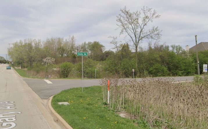 Pictures of Multifamily property located at NE corner of Della Ave & Gary Ave, Carol Stream, IL 60188 for sales - image #1