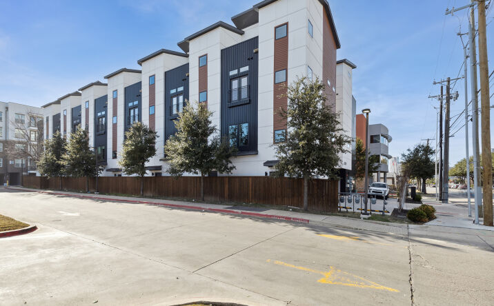 Pictures of Multifamily property located at 4208 Live Oak St, Dallas, TX 75204 for sales - image #1