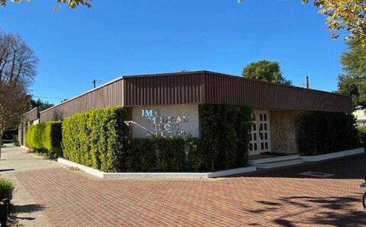 Pictures of Retail property located at 24237 Main St, Santa Clarita, CA 91321 for sales - image #1