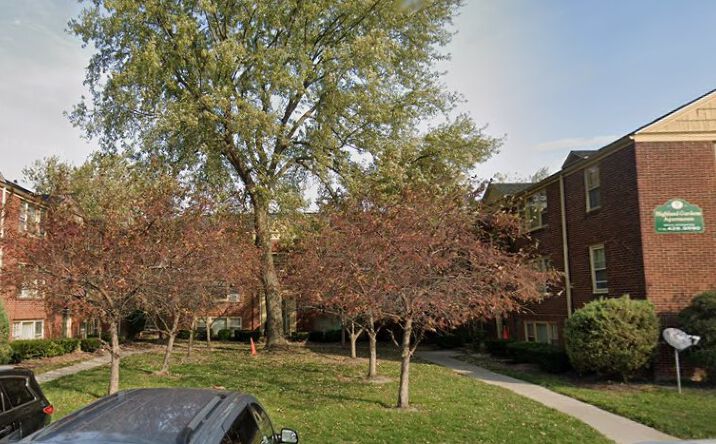 Pictures of Multifamily property located at 286 Highland Pkwy, Buffalo, NY 14223 for sales - image #1