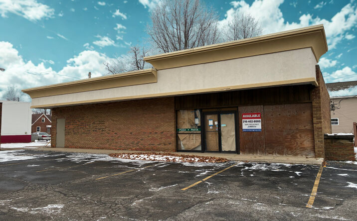 Pictures of Retail property located at 700 E 200th St, Cleveland, OH 44119 for sales - image #1