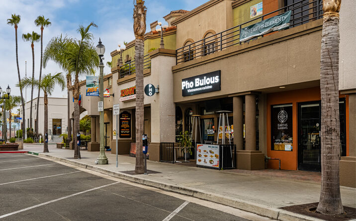 Pictures of Business for Sale property located at 200 Main St, Huntington Beach, CA 92648 for sales - image #1
