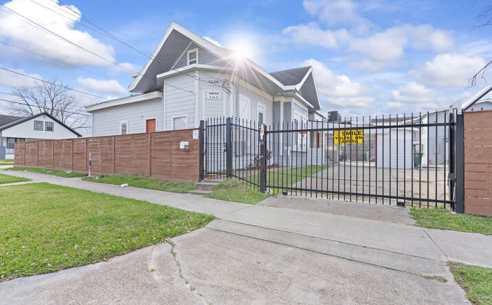 120 S 79th St, Houston, TX 77012 | Crexi.com