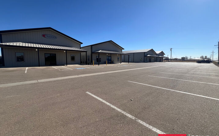 Pictures of Industrial property located at 13805 Avenue P, Lubbock, TX 79423 for sales - image #1