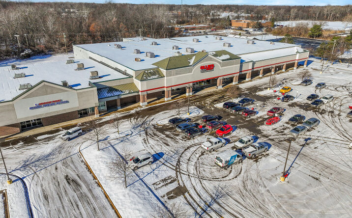 Pictures of Retail property located at 9850 Telegraph Rd, Taylor, MI 48180 for sales - image #1