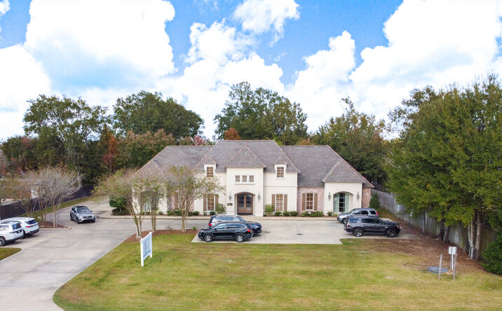 Pictures of Office property located at 14707 Perkins Rd, Baton Rouge, LA 70810 for sales - image #1