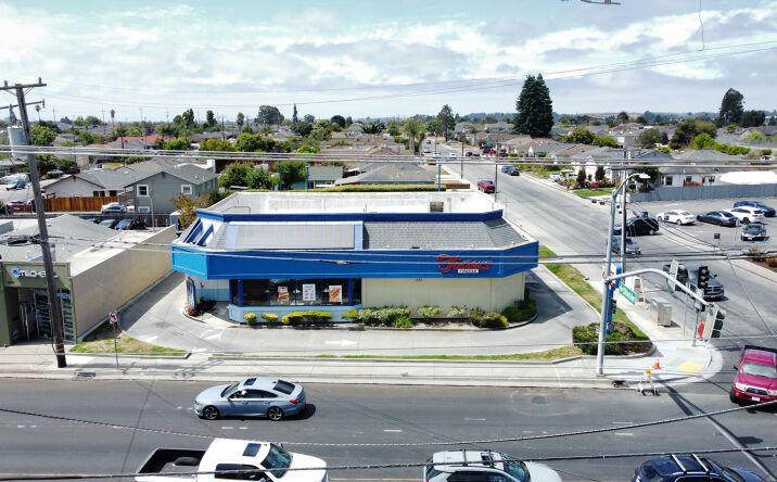 Pictures of Retail, Special Purpose property located at 1487 Freedom Blvd, Watsonville, CA 95076 for sales - image #1