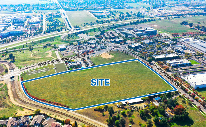 Pictures of Land property located at Clovis Tech Park, Clovis, CA 93611 for sales - image #1