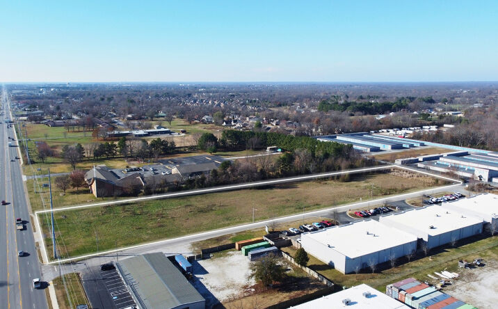 Pictures of Land property located at 1025 W Hudson Rd, Rogers, AR 72756 for sales - image #1
