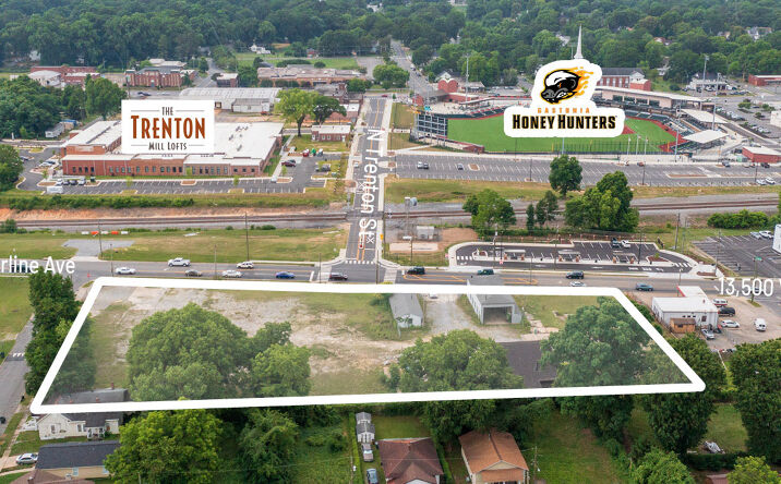 Pictures of Multifamily, Retail property located at 712 W Airline Ave, Gastonia, NC 28052 for sales - image #1