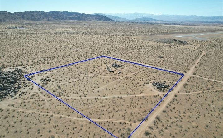 Pictures of Land, Industrial property located at Lafayette, Apple Valley, CA 92307 for sales - image #1
