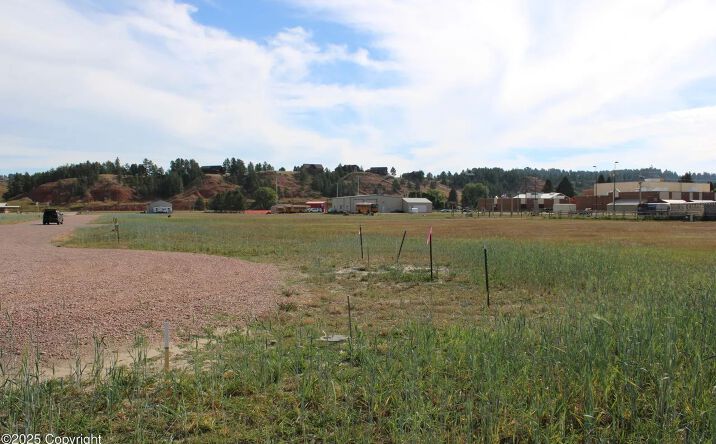Pictures of Land property located at Red Devil Dr Lot 30, Hulett, WY 82720 for sales - image #1