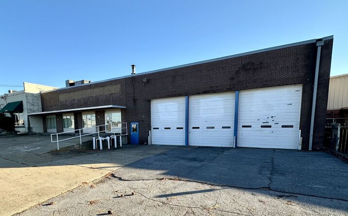 Pictures of Industrial property located at 4101 Viscount Ave, Memphis, TN 38118 for sales - image #1