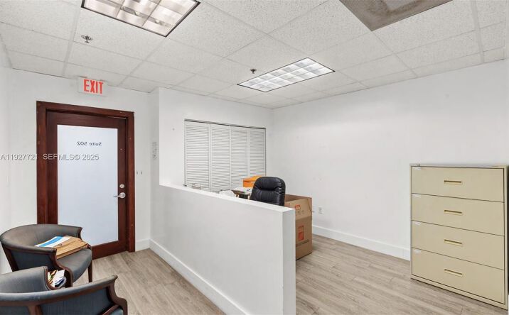 Pictures of Office, Multifamily property located at 66 W FLAGLER ST # 502, Miami, FL 33130 for sales - image #1