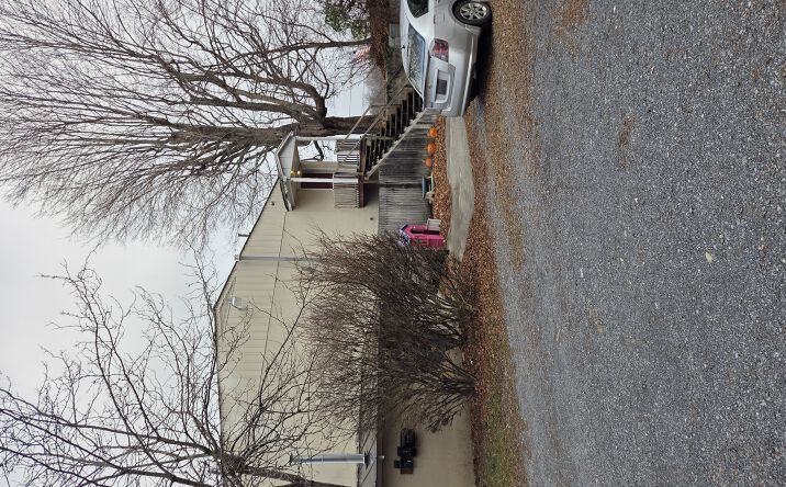 Pictures of Retail property located at 9876 Seneca Trail S, Lewisburg, WV 24901 for sales - image #1