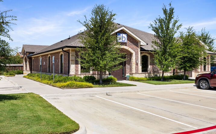 Pictures of Office property located at 1707 E. Beltline Rd, Coppell, TX 75019 for sales - image #1
