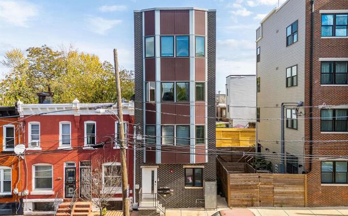 Pictures of Multifamily property located at 1501 N Bailey St, Philadelphia, PA 19121 for sales - image #1