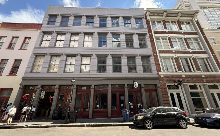 Pictures of Mixed Use property located at 224 Chartres St, New Orleans, LA 70130 for sales - image #1