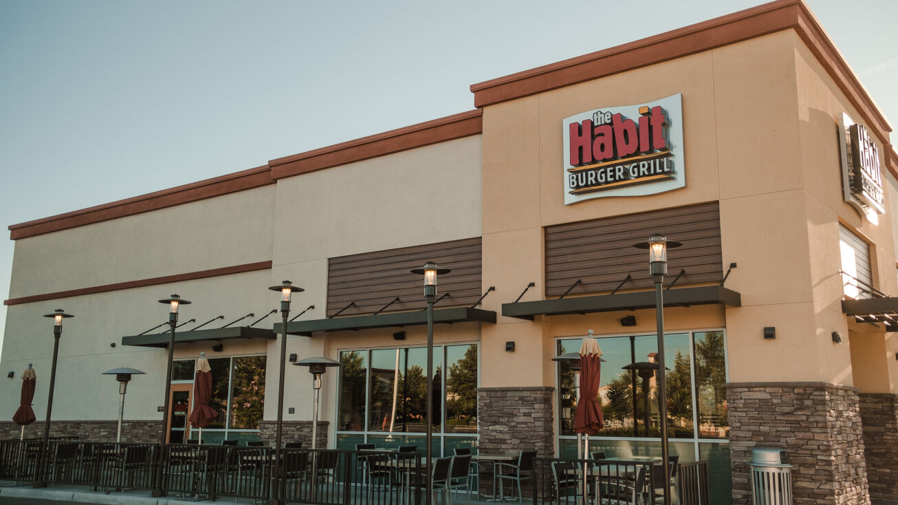 2671 Countryside Dr, Turlock, CA 95380