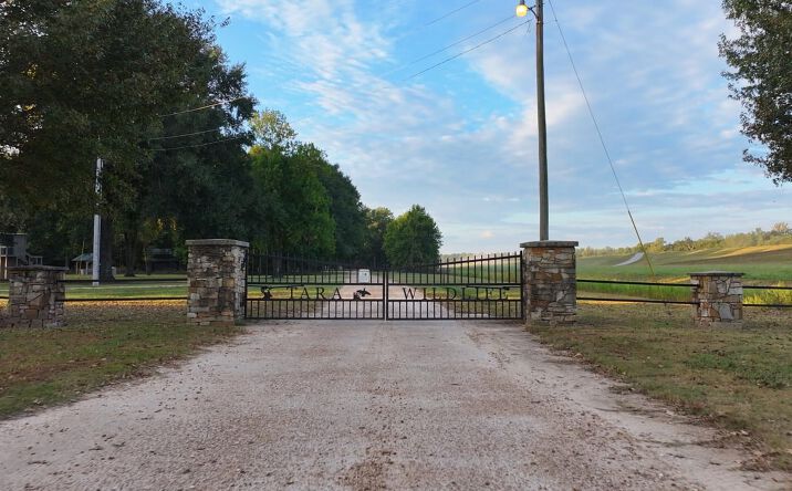 Pictures of Land property located at 6791 Eagle Lake Shore Rd, Vicksburg, MS 39183 for sales - image #1