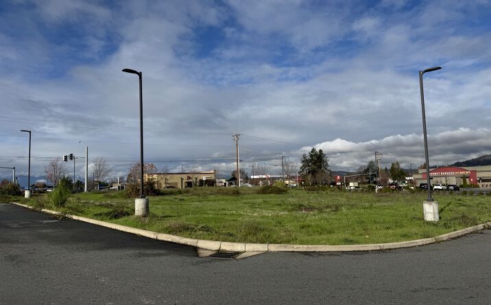 Pictures of Land property located at 1575 Allen Creek Rd, Grants Pass, OR 97527 for sales - image #1