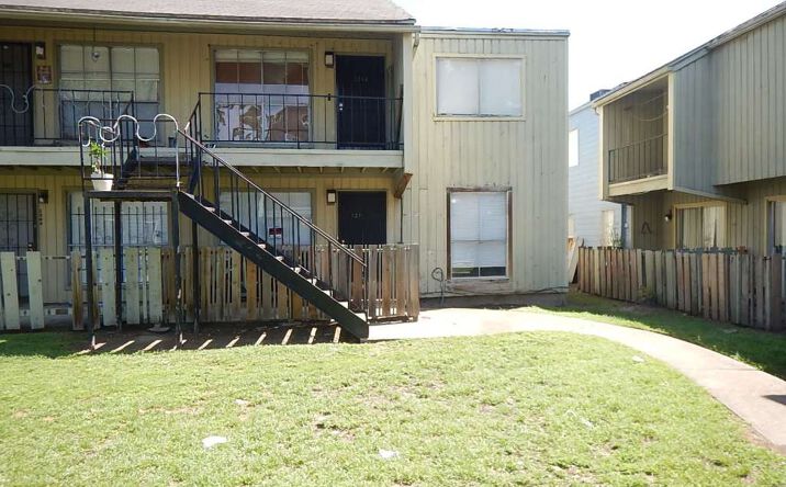 Pictures of Multifamily property located at 5625 Antoine Dr, Houston, TX 77091 for sales - image #1