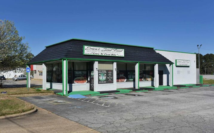Pictures of Retail property located at 303 Oakridge Drive, Albany, GA 31705 for sales - image #1