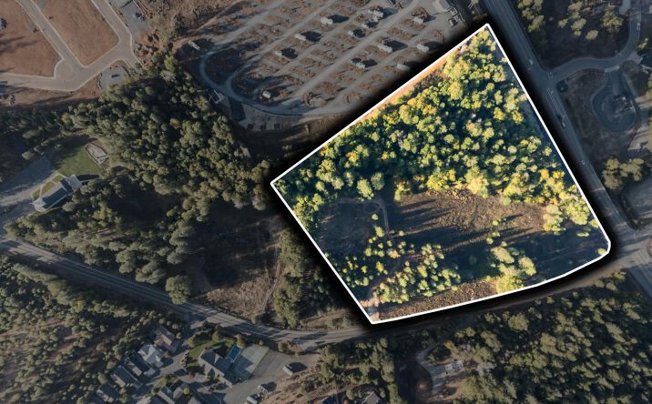 Pictures of Land property located at 802 Laurel Rd, Cave Junction, OR 97523 for sales - image #1