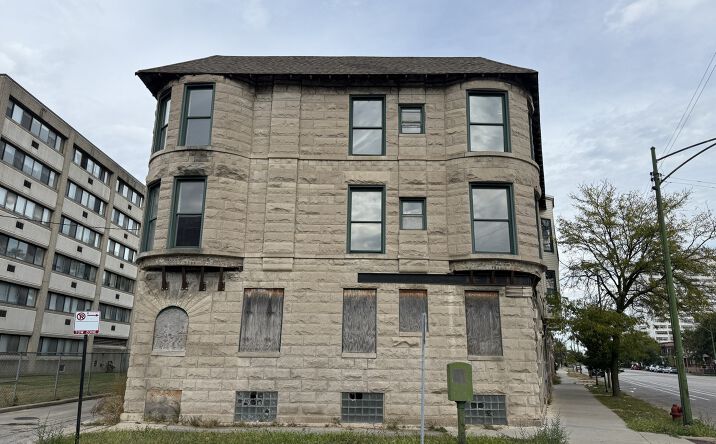 Pictures of Multifamily property located at 7156 S Vincennes Avenue, Chicago, IL 60621 for sales - image #1